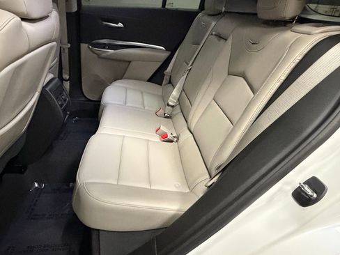 Used 2023 Cadillac XT4 Luxury image 37