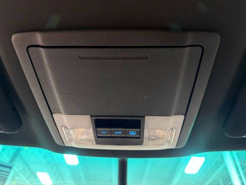 Used 2016 Ford Explorer XLT w/ Equipment Group 202A image 54