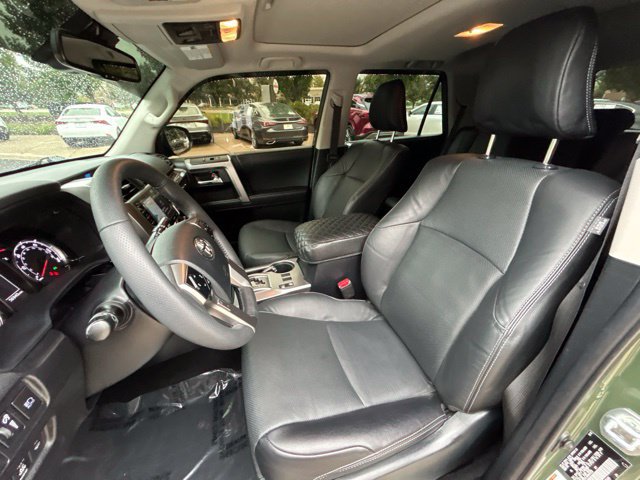 Used 2022 Toyota 4Runner Limited AWD/4WD image 17