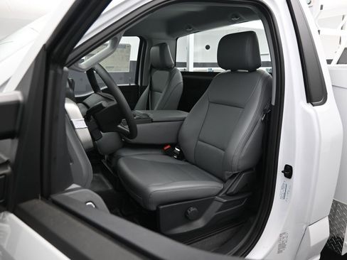 New 2025 Ford F350 XL w/ XL Chrome Package image 6