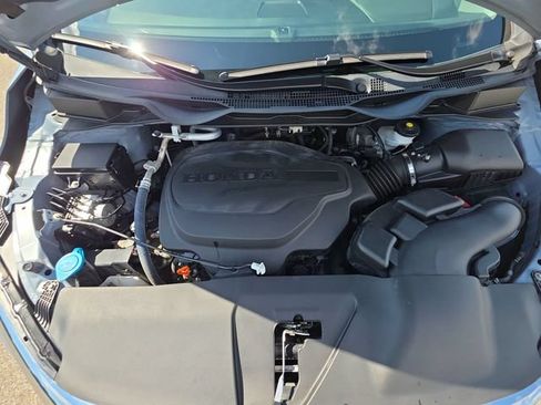 Used 2024 Honda Odyssey Elite image 34