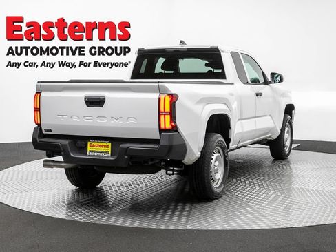 Used 2024 Toyota Tacoma SR RWD image 5