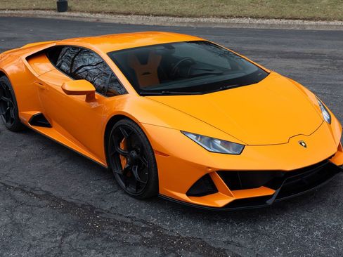Used 2020 Lamborghini Huracan EVO image 4