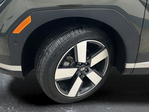 Used 2024 Hyundai Santa Fe Limited AWD/4WD image 40