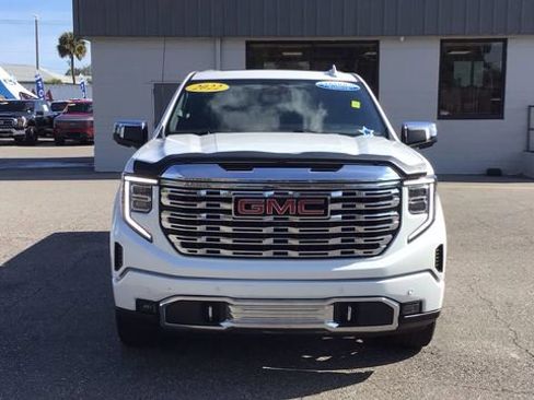 Used 2022 GMC Sierra 1500 Denali image 2