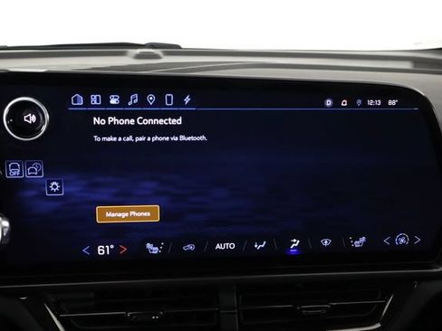 Used 2025 Chevrolet Equinox EV RS FWD image 36