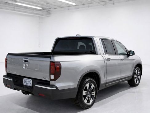 Used 2018 Honda Ridgeline RTL image 6