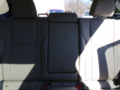 Used 2024 Subaru Outback Limited image 32