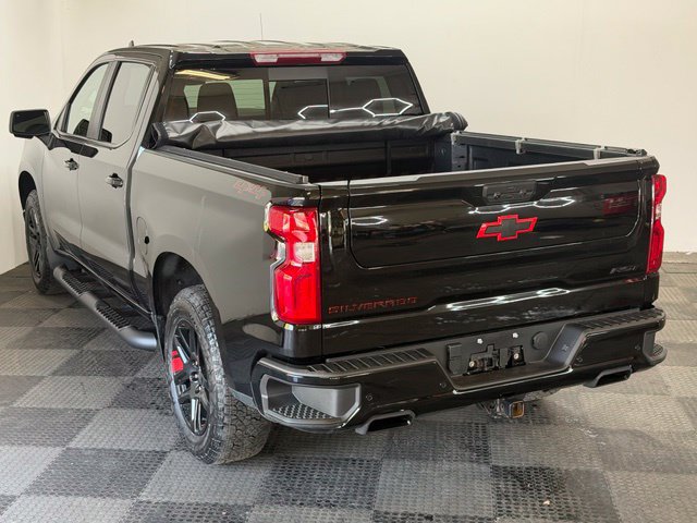 Used 2024 Chevrolet Silverado 1500 RST w/ Redline Edition AWD/4WD image 8