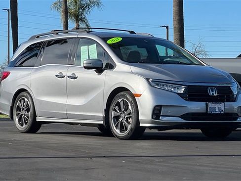 Used 2021 Honda Odyssey Elite image 2