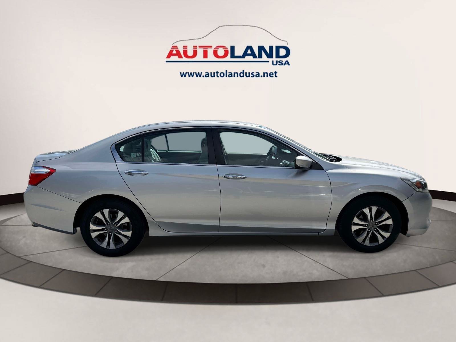 Used 2013 Honda Accord LX image 3