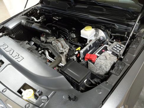 Used 2019 RAM 1500 Big Horn image 41