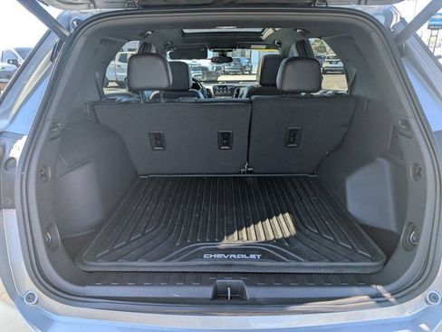 Used 2024 Chevrolet Equinox RS w/ RS Leather Package image 12