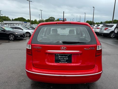 Used 2009 Hyundai Elantra FWD image 4