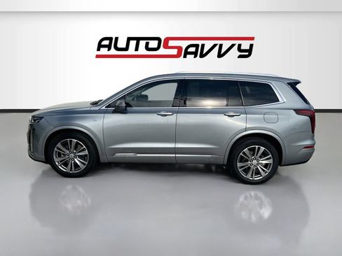Used 2024 Cadillac XT6 Premium Luxury w/ Technology Package FWD image 4