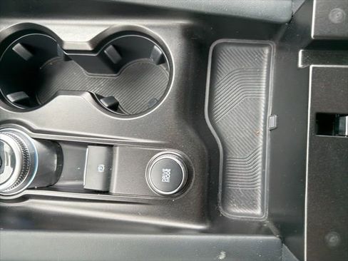 Certified 2025 Ford Explorer ST-Line image 37