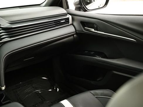 Used 2025 Toyota Camry SE FWD image 28