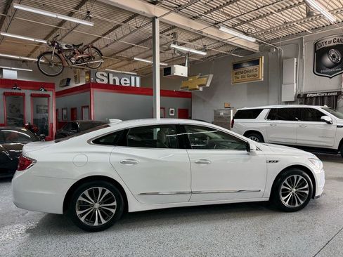 Used 2018 Buick LaCrosse Preferred image 6