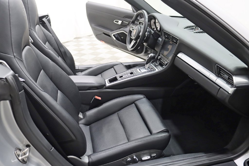 Used 2017 Porsche 911 Carrera S RWD image 33