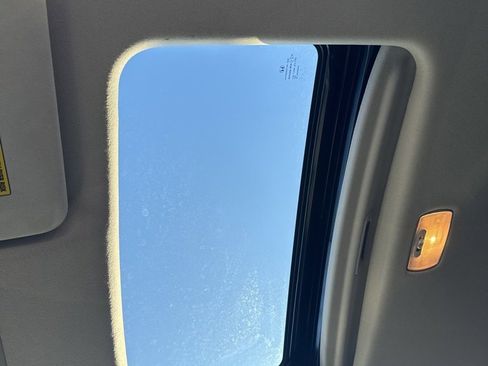 Used 2021 Honda HR-V EX image 32