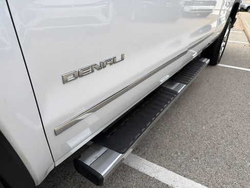 Used 2017 GMC Sierra 1500 Denali AWD/4WD image 10