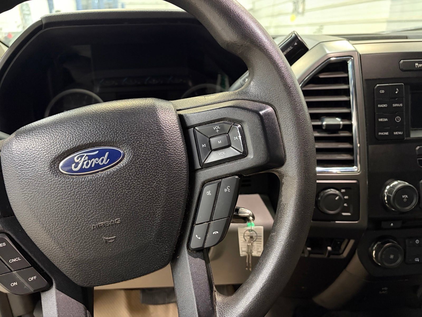 Used 2017 Ford F250 XLT w/ XLT Value Package AWD/4WD image 14