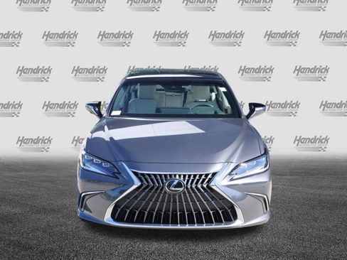 Used 2024 Lexus ES 350 Ultra Luxury w/ Accessory Package (Z2) FWD image 3