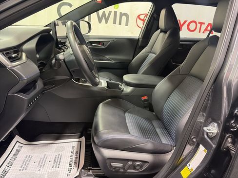 Used 2023 Toyota RAV4 XSE AWD/4WD image 24
