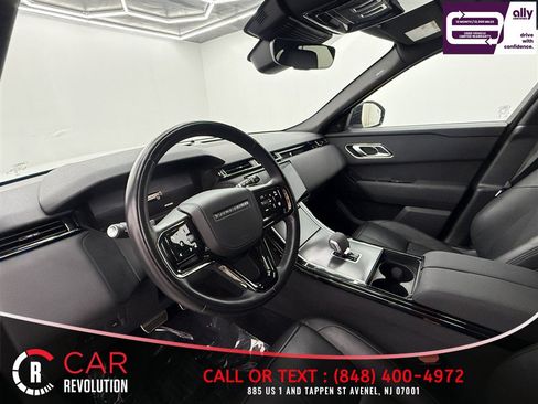 Used 2025 Land Rover Range Rover Velar Dynamic SE AWD/4WD image 12