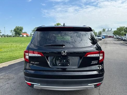 Used 2020 Honda Pilot Touring image 9