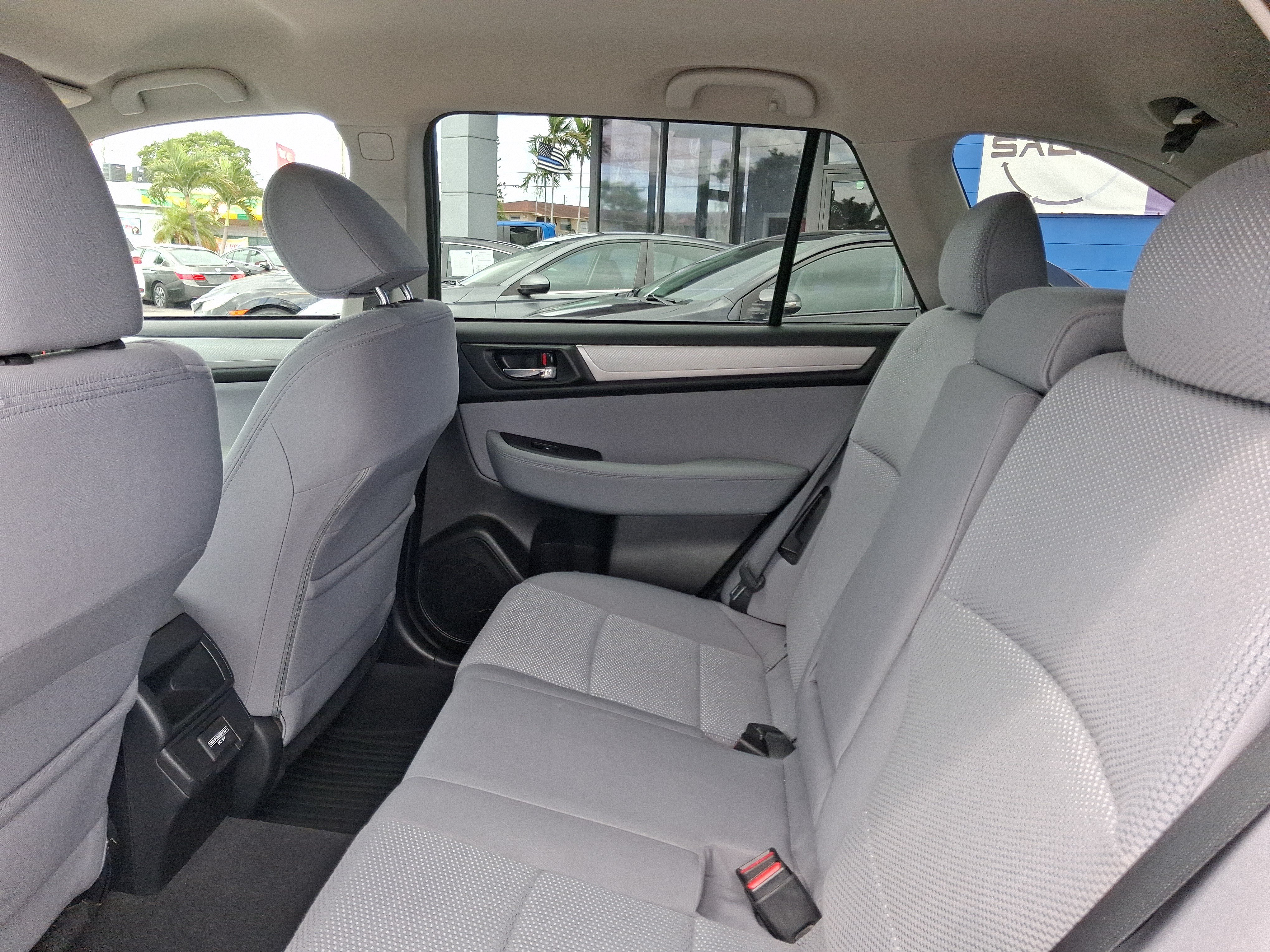 Used 2018 Subaru Outback 2.5i Premium AWD/4WD image 25