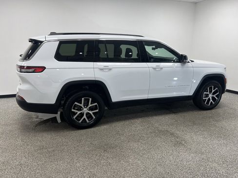 Certified 2024 Jeep Grand Cherokee L Limited w/ Luxury Tech Group II image 23