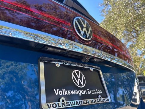New 2026 Volkswagen Atlas SE image 44