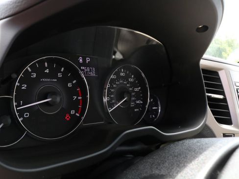 Used 2011 Subaru Legacy 2.5i Limited AWD/4WD image 24