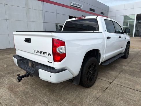 Used 2021 Toyota Tundra SR5 RWD image 4