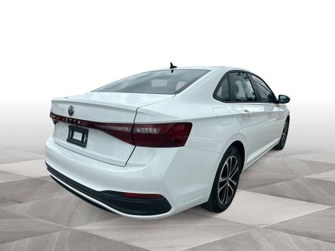 Used 2025 Volkswagen Jetta Sport FWD image 8