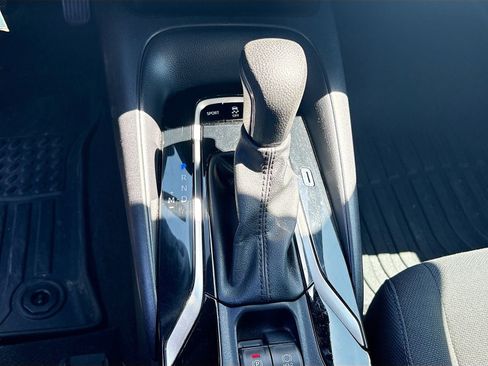 Used 2022 Toyota Corolla SE image 16
