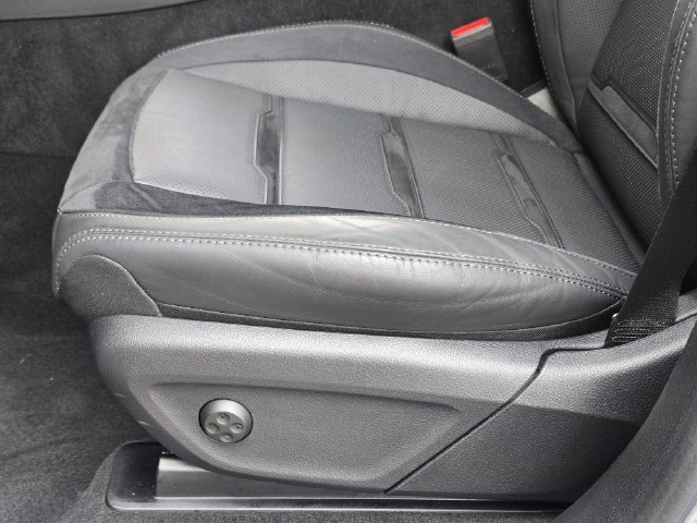Used 2025 Mercedes-Benz GLE 53 AMG 4MATIC Coupe image 21