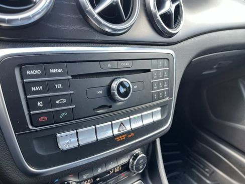 Used 2018 Mercedes-Benz CLA 250 4MATIC image 11