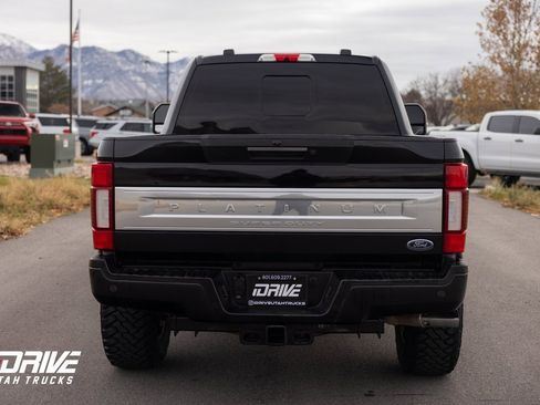 Used 2022 Ford F350 Platinum image 11