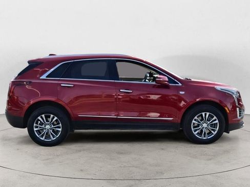Used 2023 Cadillac XT5 Premium Luxury w/ Technology Package image 2