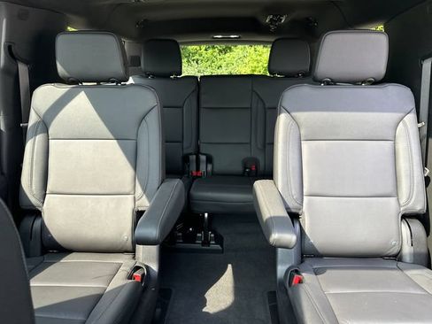 Certified 2026 Chevrolet Suburban Z71 w/ Comfort Package AWD/4WD image 38