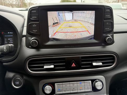 Used 2020 Hyundai Kona Limited w/ Cargo Package image 25