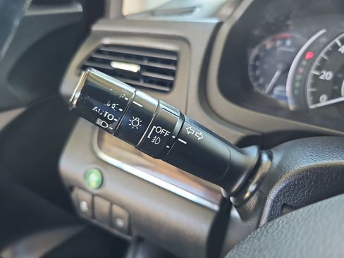 Used 2016 Honda CR-V EX-L image 18