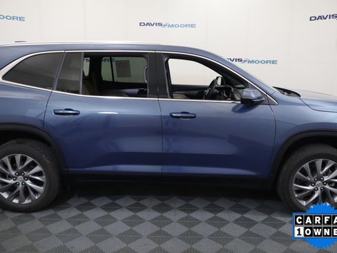 Used 2025 Buick Enclave Preferred w/ LPO, Floor Liner Package FWD image 5