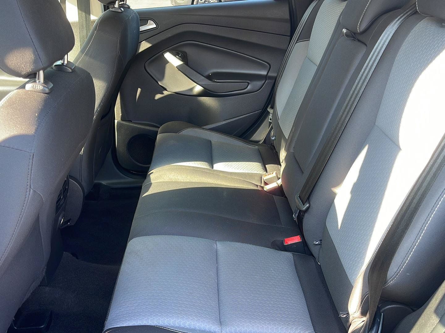 Used 2018 Ford Escape SE AWD/4WD image 33