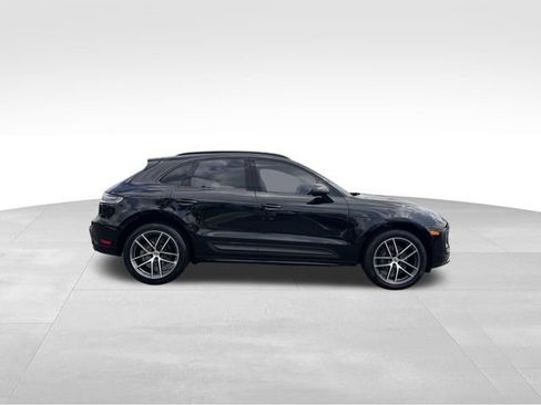 Used 2023 Porsche Macan AWD/4WD image 6