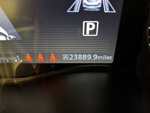 Certified 2023 Nissan Kicks SR w/ Interior Electronics Package image 17