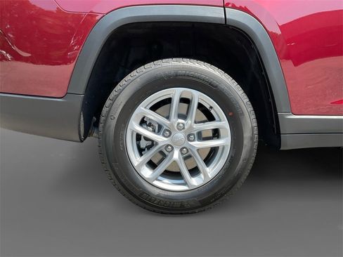 New 2025 Jeep Grand Cherokee L Laredo w/ Luxury Tech Group I image 15