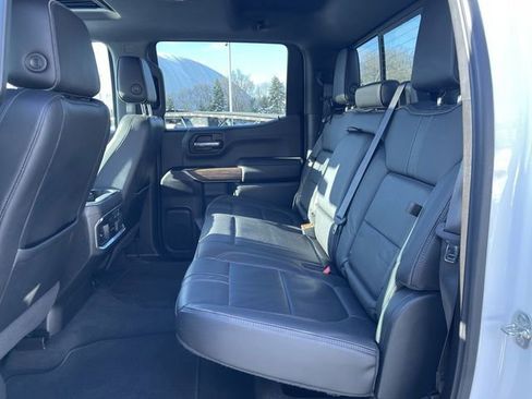 Used 2019 Chevrolet Silverado 1500 High Country w/ Z71 Off-Road Package image 27
